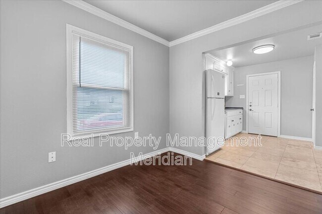Building Photo - 3201 McCart Ave
