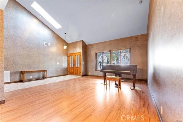 Building Photo - 663 Lausinda Ave