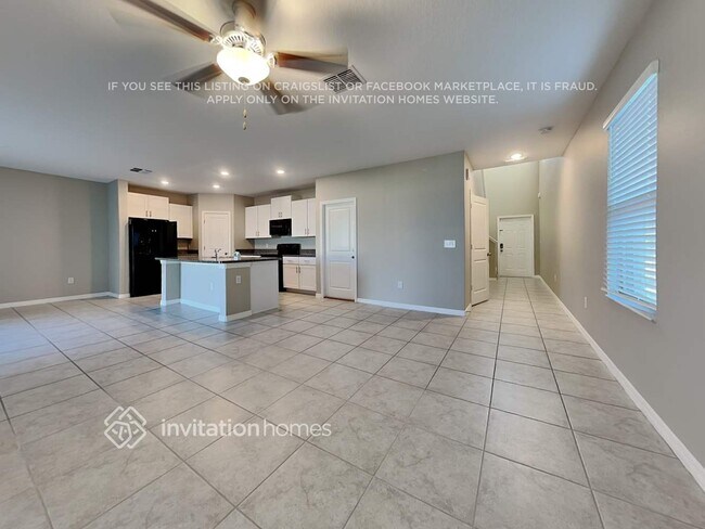 Building Photo - 15614 Greenleaf Bay St