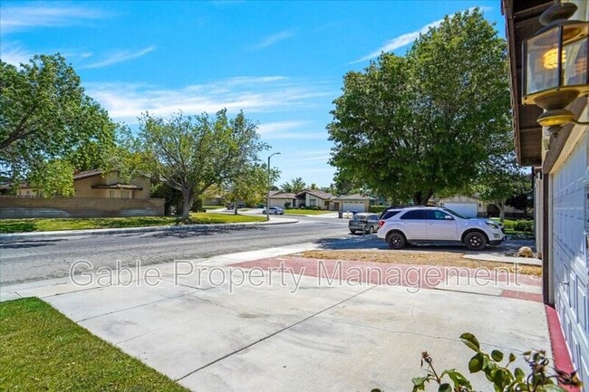 Building Photo - 3063 Glennel Ave