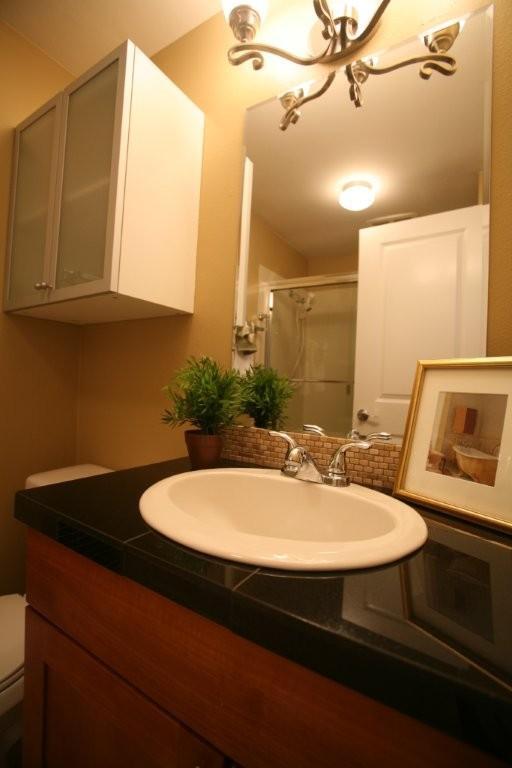 Building Photo - 2337 Minor Ave E