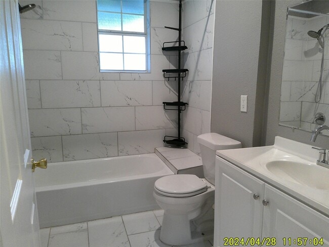 Building Photo - 3217 Winbern St