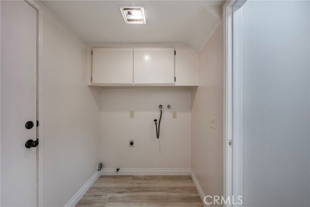 Building Photo - 734 Morita Dr