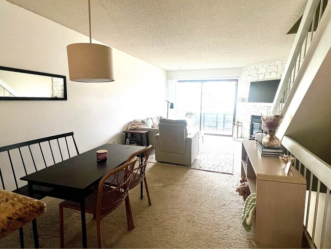 Building Photo - 8773 W Cornell Ave