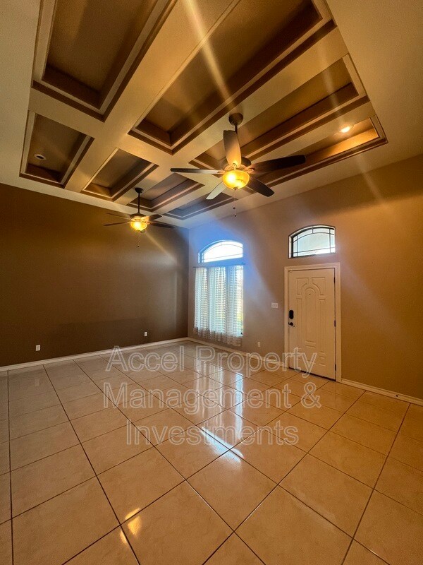 Building Photo - 312 Kika De La Garza St