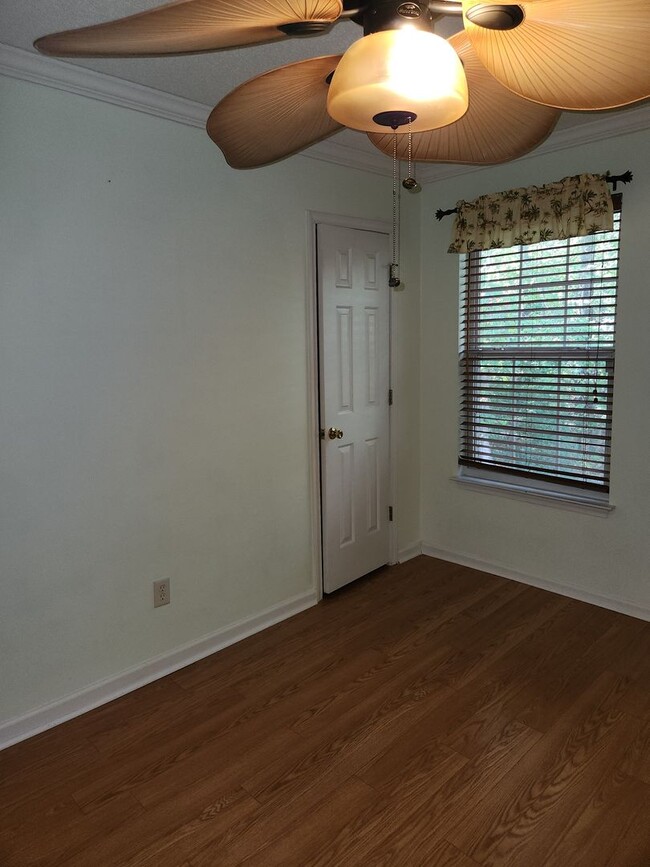 Building Photo - Lovley 3 Bedroom 2 Bath Located in Irmo**A...