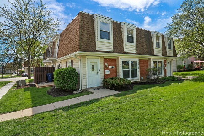 Building Photo - 2336 Old Kings Ct