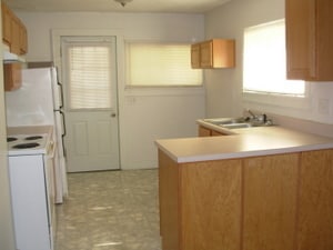 Building Photo - Affordable 2 BR 1 bath House in Branson, MO