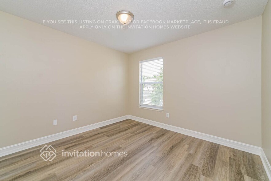 Building Photo - 3315 Bracken Fern Dr