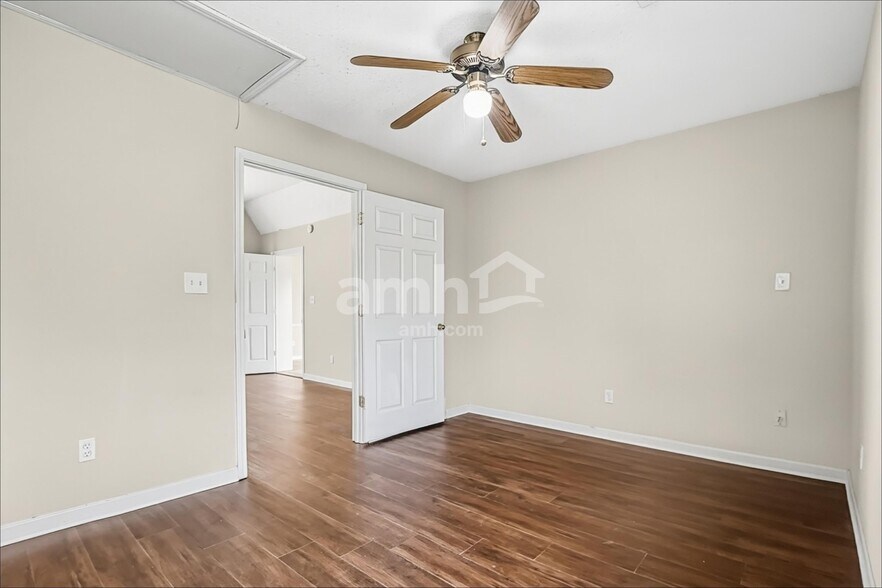 Building Photo - 6646 Raner Cv