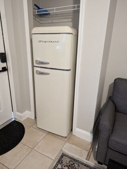 Building Photo - 3143 Elizabeth St