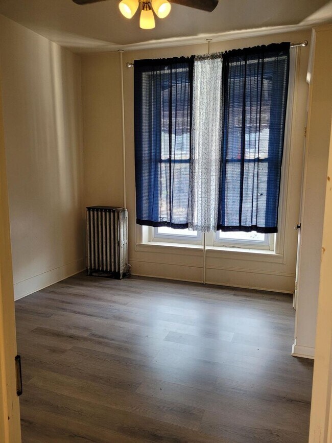 Building Photo - 223 Main Street