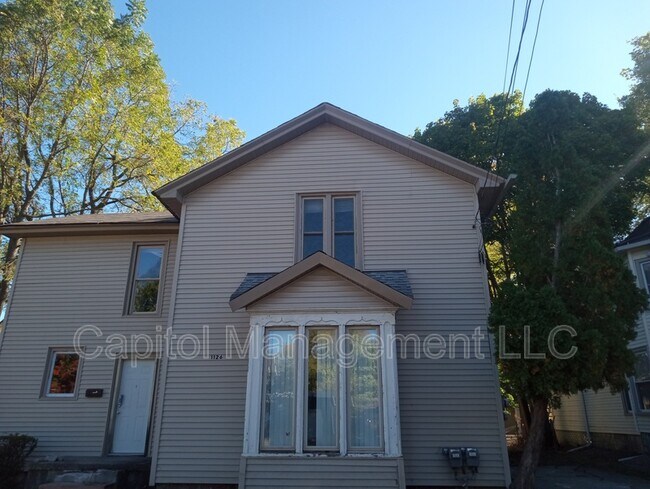 Primary Photo - 1126 Seymour Ave