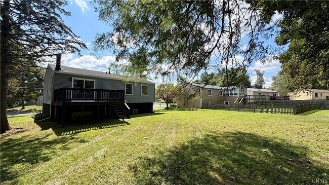 Building Photo - 104 Finwood Dr