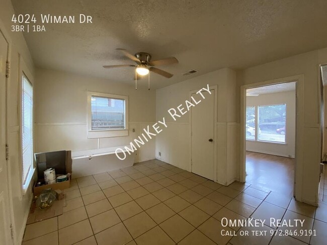Building Photo - 4024 Wiman Dr
