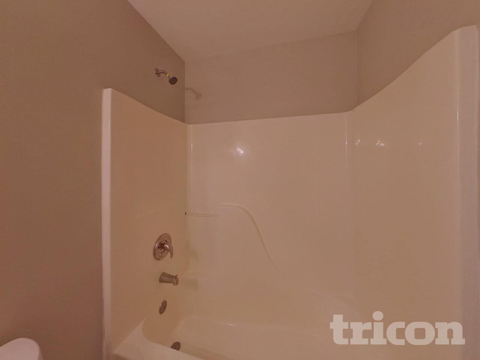 Building Photo - 2020 Chapel Creek Rd