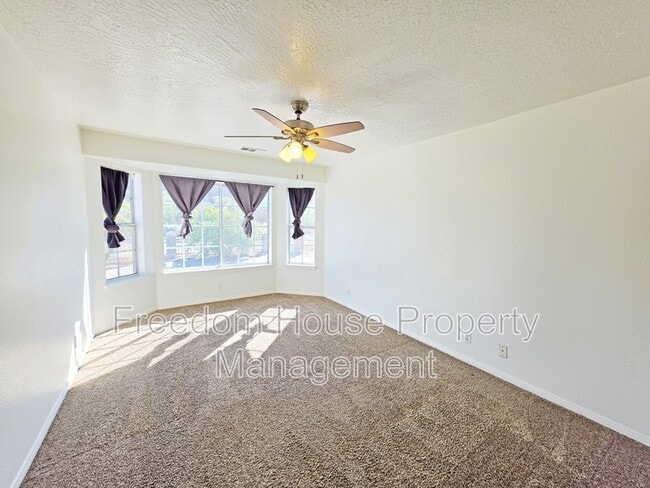 Building Photo - 2250 S Ambush St