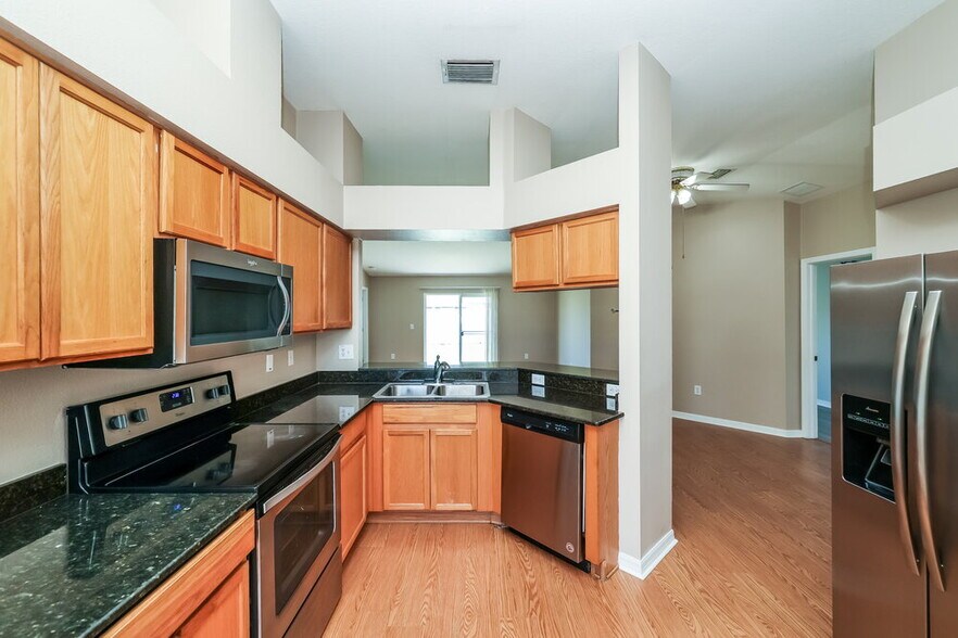 Building Photo - 12008 Butler Woods Cir