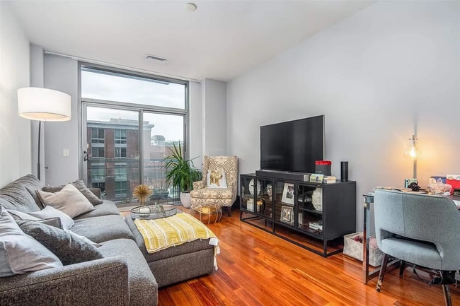 Building Photo - 201 Marin Blvd