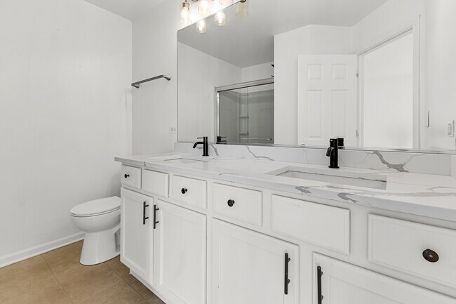 Building Photo - 7515 Savoy Ln