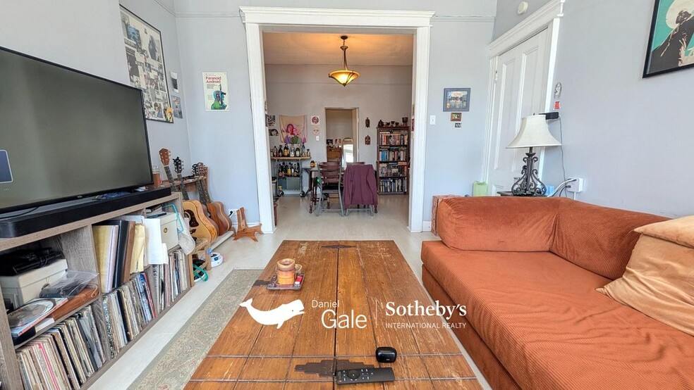 Building Photo - 23-12 41st St