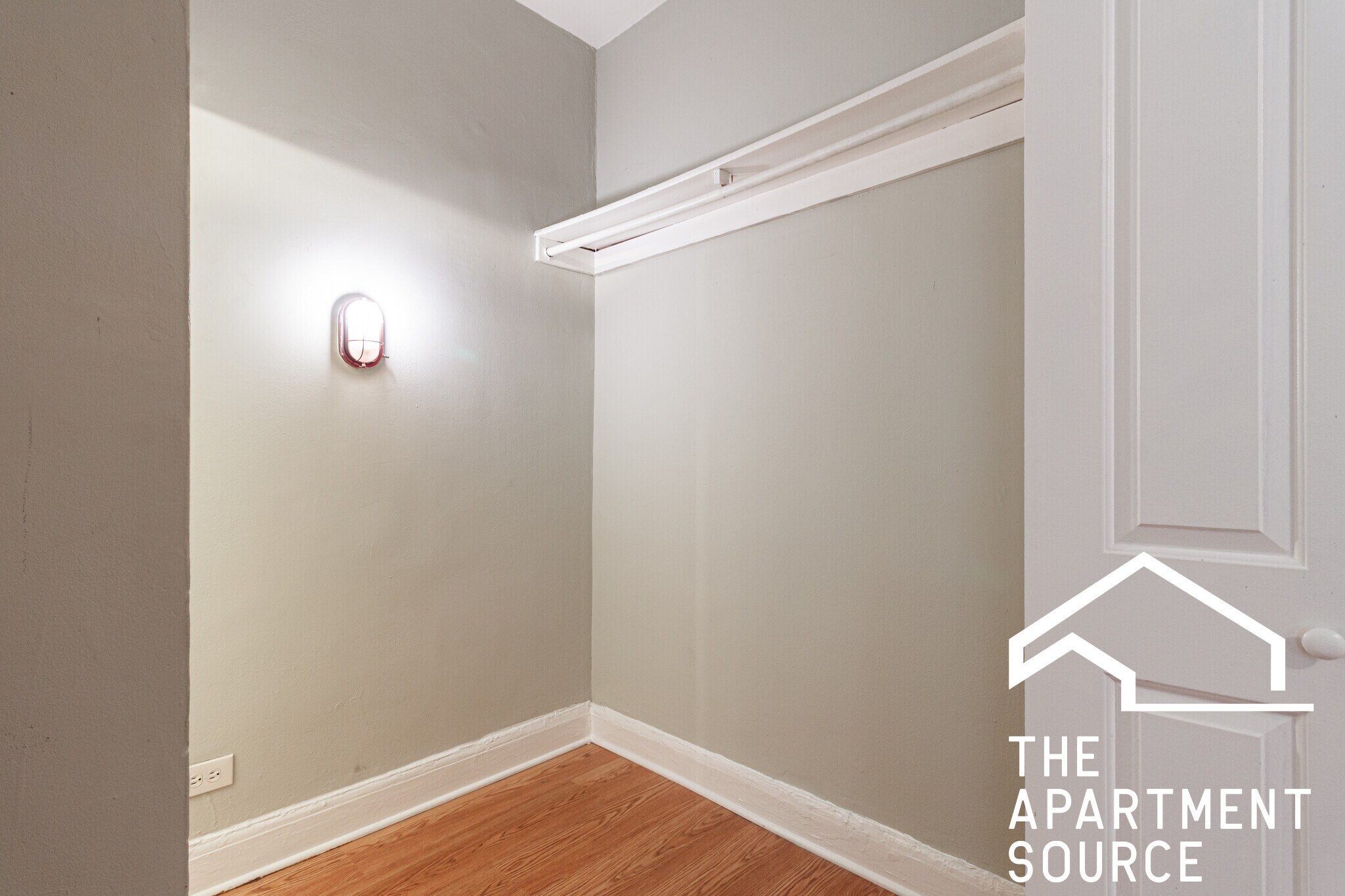 Building Photo - 3835 N Fremont St