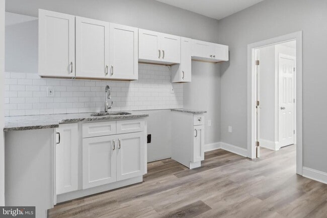 Building Photo - 3545 N 11th St