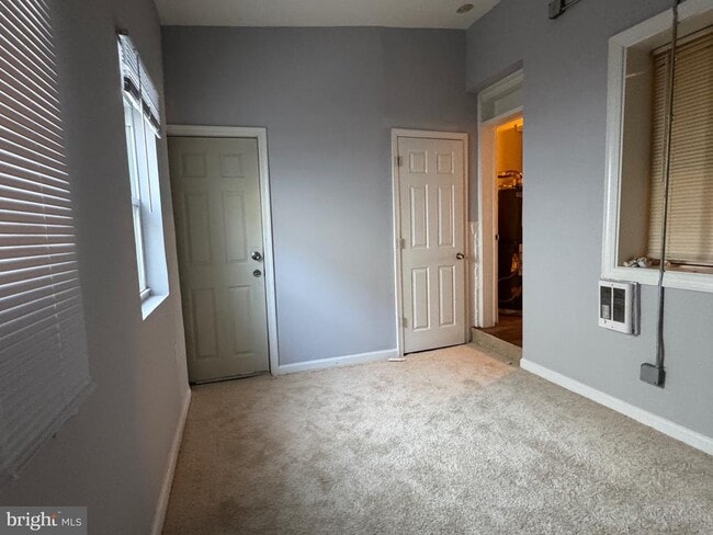 Building Photo - 157 36th St NE