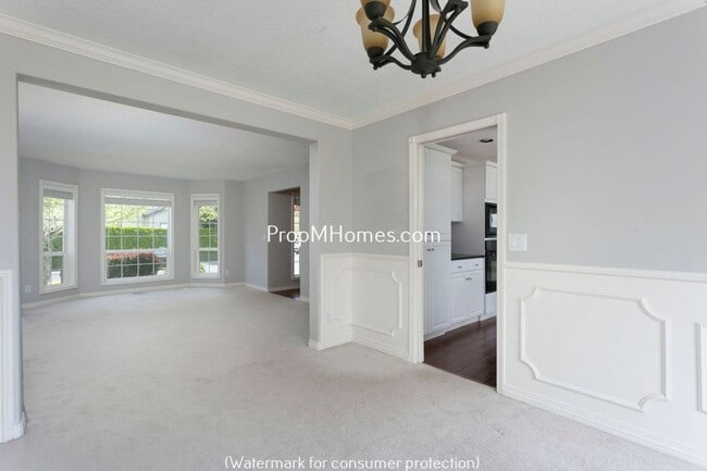 Building Photo - Charming Four Bedroom Bethany Home w/ Fully Fenced Yard!