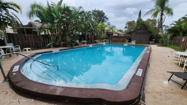 Building Photo - 3456 Sparrow Ct