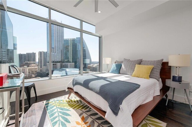 Building Photo - 501 West Ave