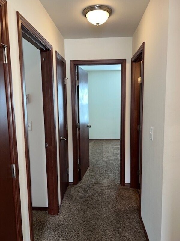 Building Photo - 2045 Andress Ln