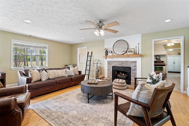 Building Photo - 2153 Co Rd 57