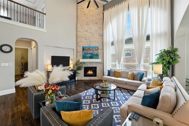 Building Photo - 13401 Mardi Gras Ln