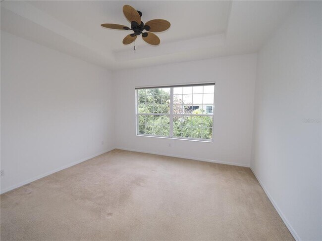 Building Photo - 408 Triano Cir