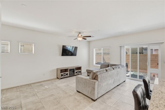 Building Photo - 498 Canary Song Dr