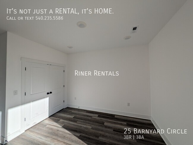 Building Photo - 25 Barnyard Cir