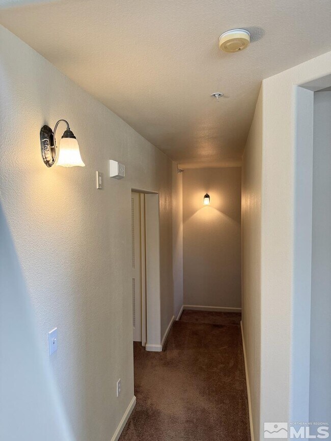 Building Photo - 1325 S Meadows Pkwy