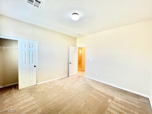 Building Photo - 18 Blue Valley Dr