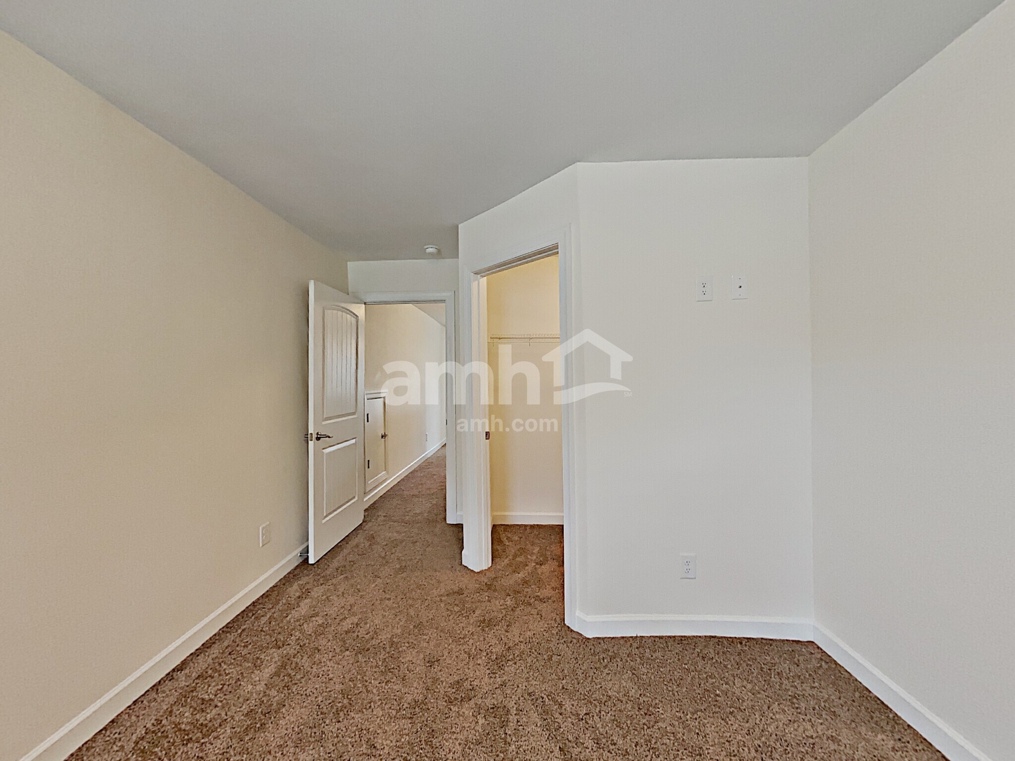 Building Photo - 4343 Freemark Dr
