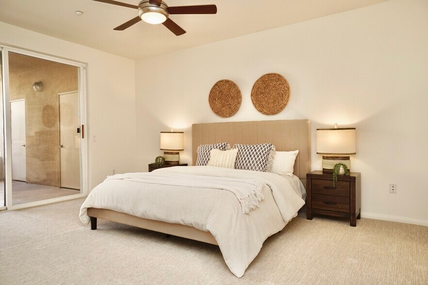 Building Photo - 817 Kalpati Cir