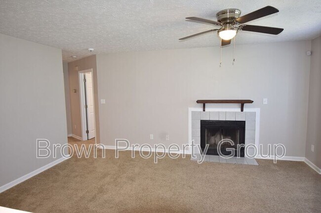 Building Photo - 55 Surfwind Dr