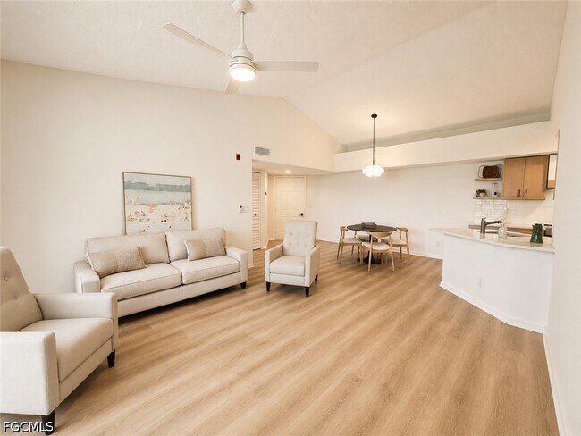 Building Photo - 13625 Eagle Ridge Dr