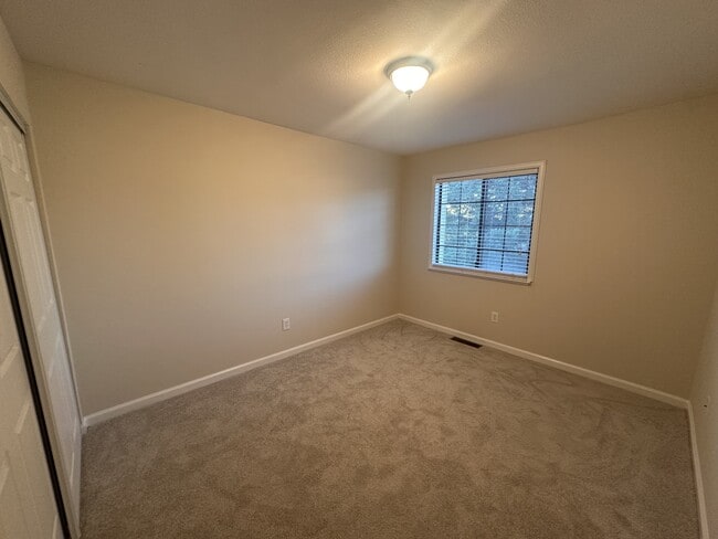 Building Photo - 4145 Rockford Dr