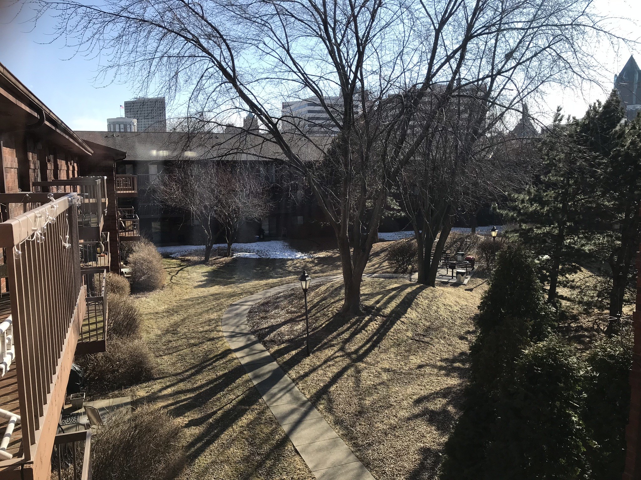 3rd floor view of courtyard - 1108 N Milwaukee St