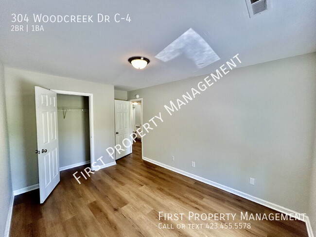 Building Photo - 304 Woodcreek Dr C