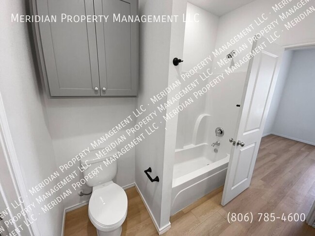 Building Photo - 5525 Itasca-
