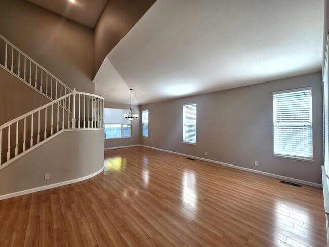 Building Photo - Home For Rent in Caughlin Ranch Reno