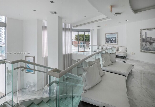 Building Photo - 350 S Miami Ave