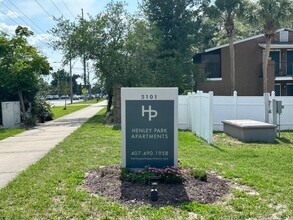 Building Photo - 1BD/1BA Apartment off Curry Ford in Henley...
